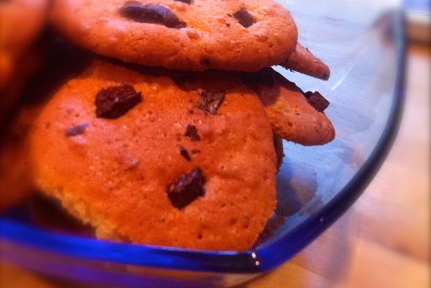 Простое печенье с шоколадом