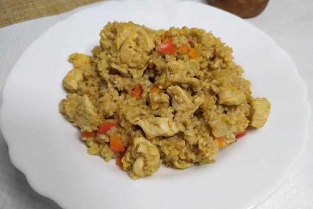 Пшеничная каша с курицей