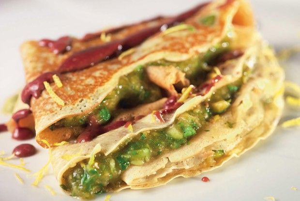 Пшеничные блинчики с фейхоа и мятой