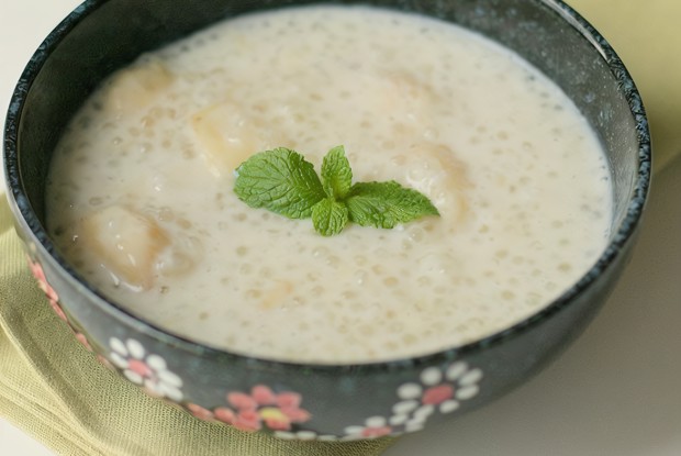 Пудинг из тапиоки с лемонграссом и кокосовым молоком