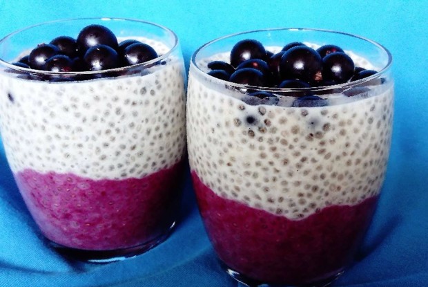 Пудинг с семенами чиа и ликером