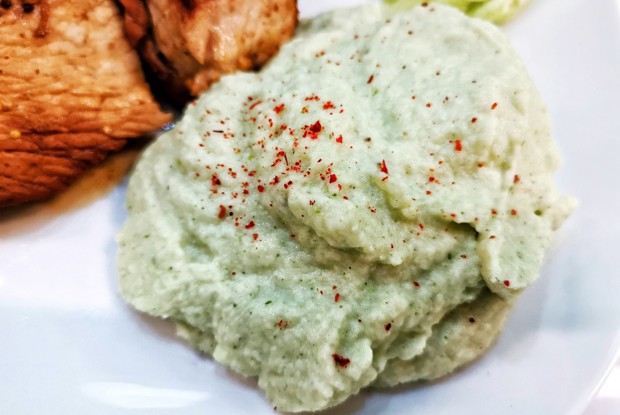 Пюре из цветной капусты и брокколи