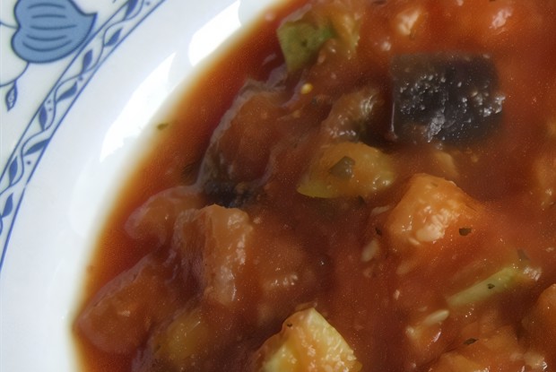 Рагу диетическое с баклажанами и луком