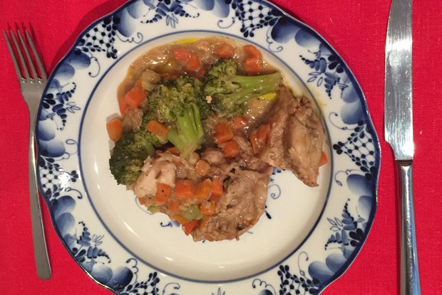 Рагу «Ткемали» из курицы с брокколи