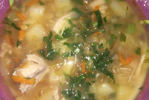 Рассольник по-деревенски с курицей