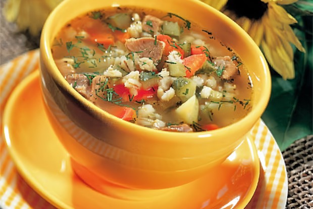 Рассольник с говядиной в мультиварке