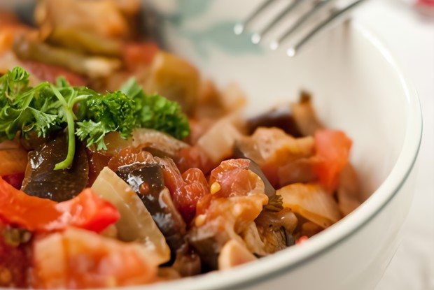 Рататуй с тунцом