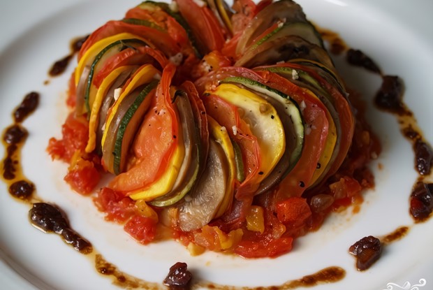 Рататуй с соусом