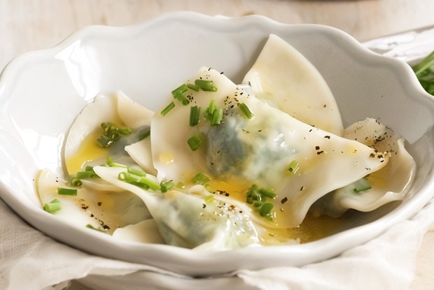 Равиоли со шпинатом и сыром рикотта