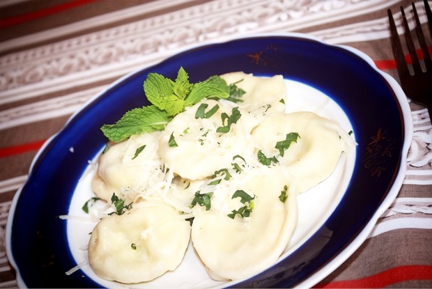 Равиоли со шпинатом, козьим сыром и творогом