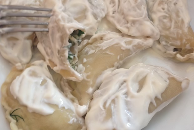 Равиолли с сыром и зеленью