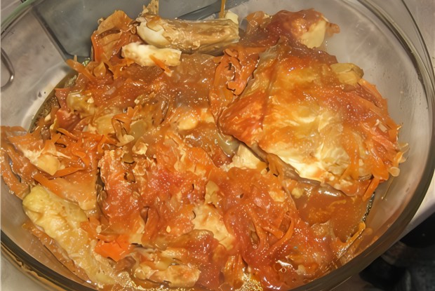 Рыба, тушеная с овощами