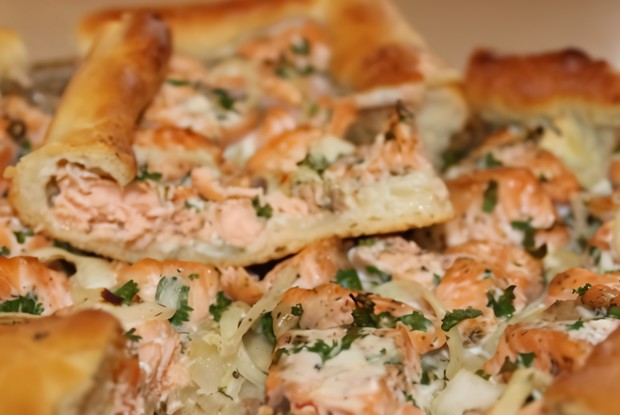 Рыбная пицца