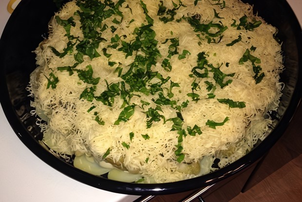 Рыбная запеканка с картофелем и баклажанами