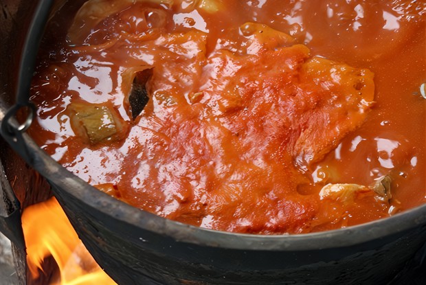 Рыбный гуляш