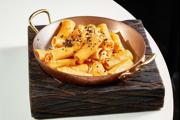 Ригатони с камчатским крабом