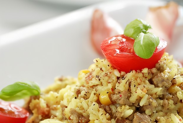 Ризотто с беконом, базиликом и жареными томатами