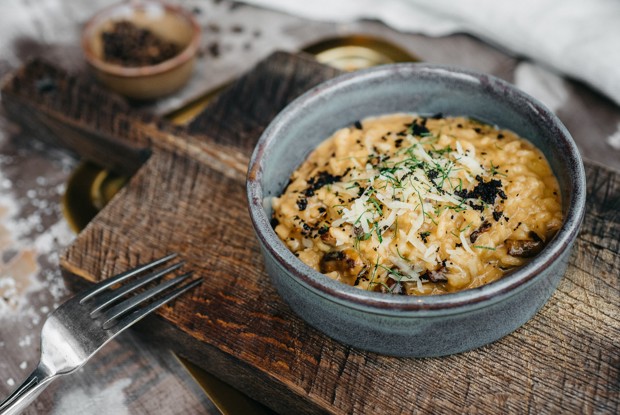 Ризотто с грибами и трюфельным маслом