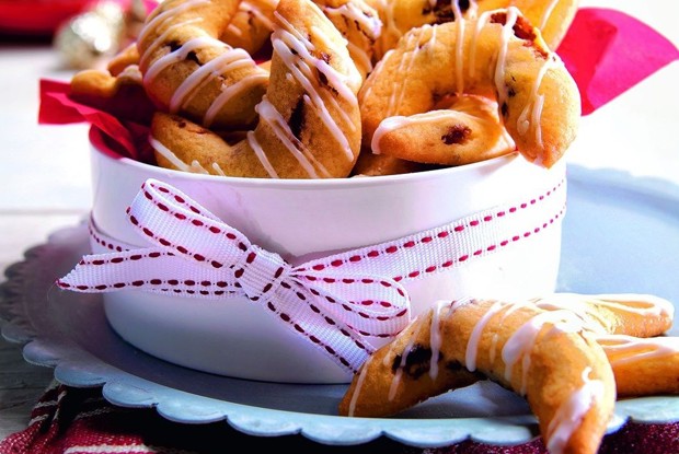 Рогалики с ромовым изюмом