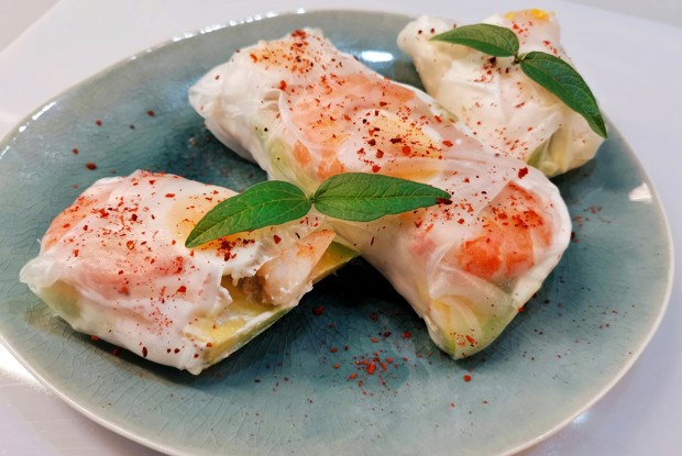 Ролл с креветкой