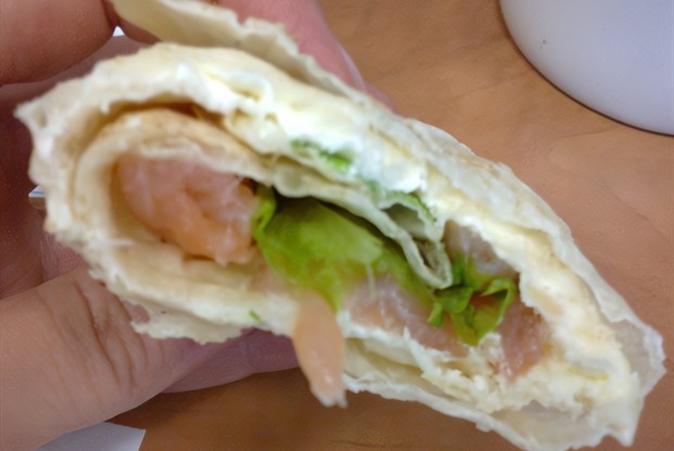 Ролл с семгой