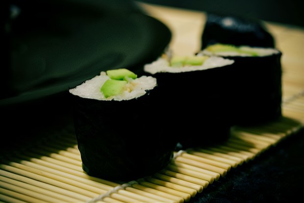 Роллы с авокадо