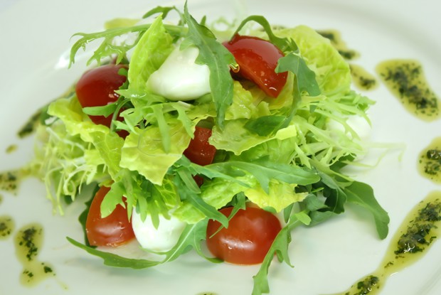 Романо с моцареллой и черри