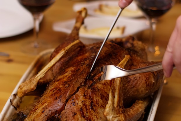 Рождественский гусь с каштанами и соусом Cumberland