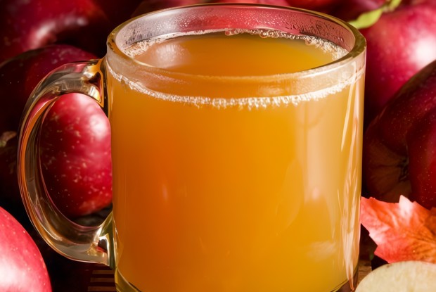 Рождественский яичный пунш с пивом и хересом