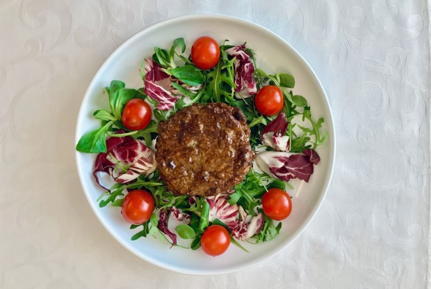 Рубленые бифштексы, запеченные в духовке