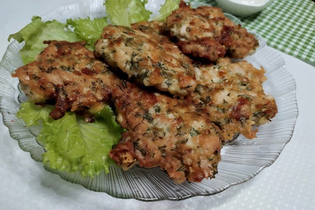 Рубленые котлеты из куриного филе с сыром