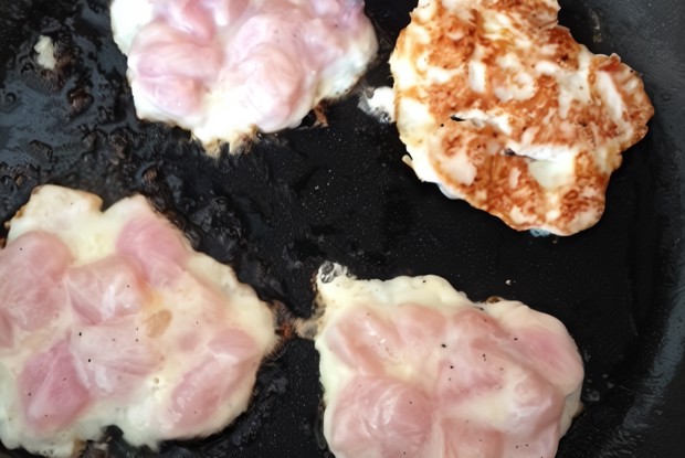 Рубленые куриные котлеты.