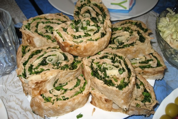 Рулет из лаваша с грибами