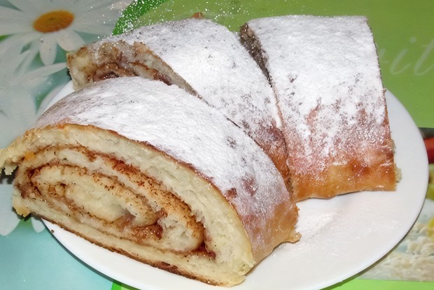 Рулет с корицей