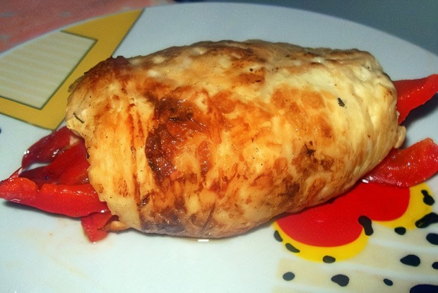 Рулеты из курицы со сладким перцем