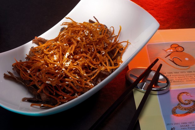 Рваная говядина с карамелизованной морковью