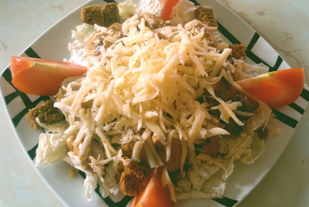 Салат «Цезарь» с курицей на гриле