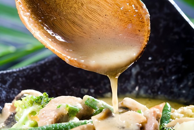 Салат из гусиной печени со спаржей