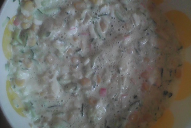 Салат из крабовых палочек со свежими огурцами