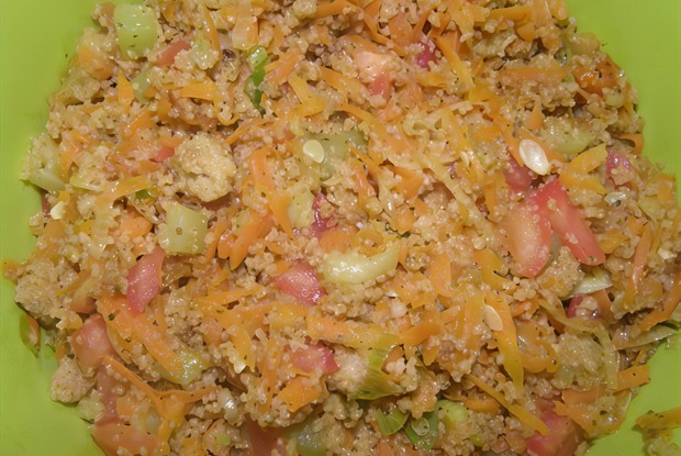 Салат из кускуса и овощей