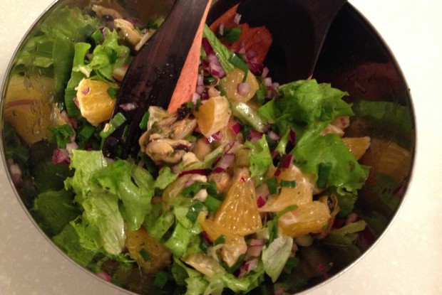 Салат из мидий с апельсинами