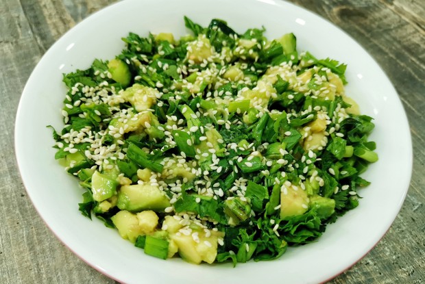 Салат из огурцов с луком