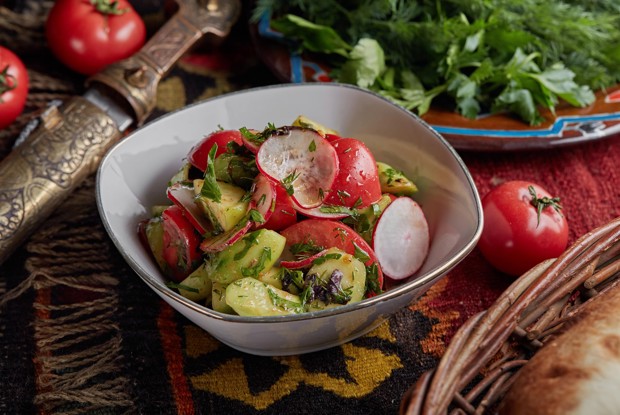 Салат из овощей по-мегрельски