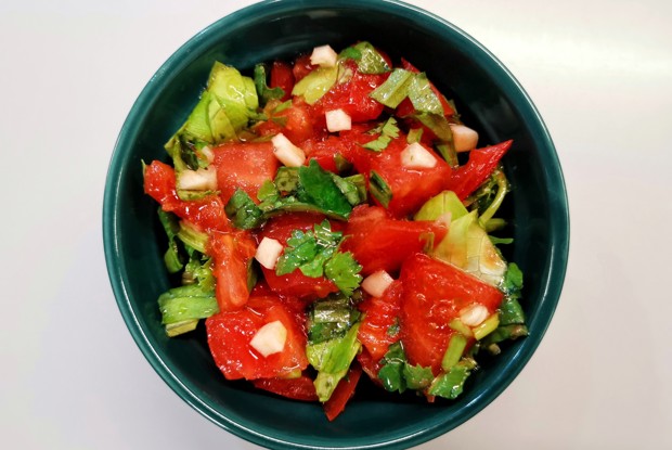 Салат из помидоров