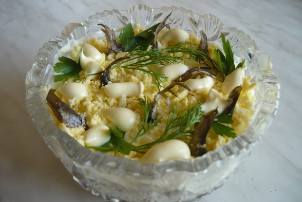 Салат из шпрот