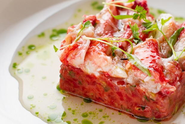 Салат каталана с крабом