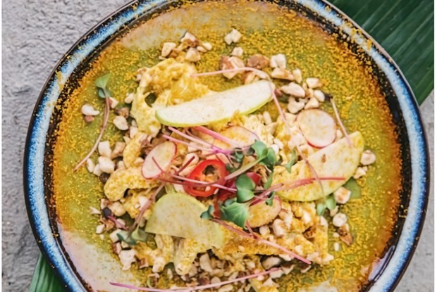 Салат «Колониальная курица»