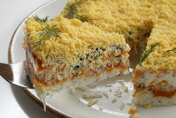 Классический салат «Мимоза» с морковью