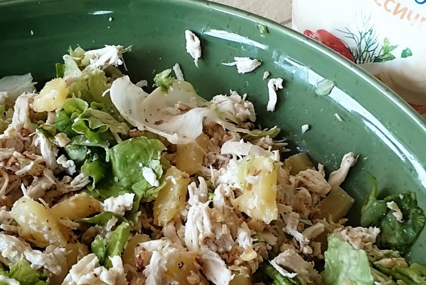 Салат по-гавайски