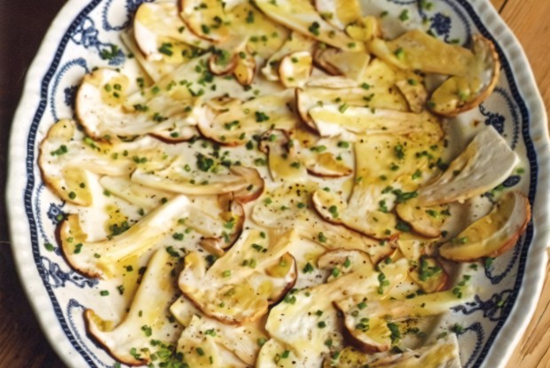 Салат с белыми грибами